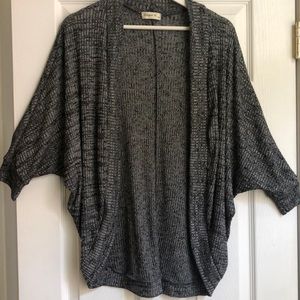 NWOT salt & pepper Ginger G sweater, size S.